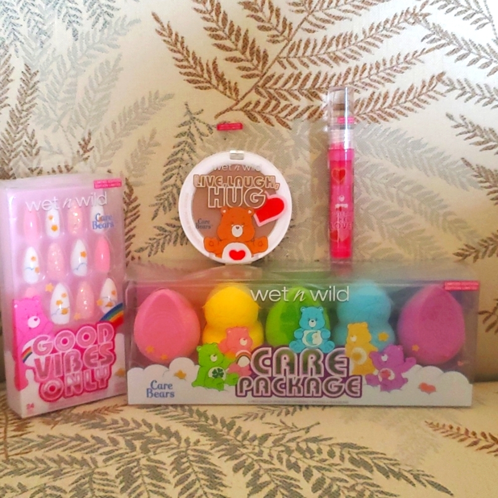 Wet n wild care bear lot